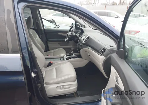 2019 Honda Ridgeline Rtl z USA, uszkodzony, nr VIN 5FPYK3F53KB008946